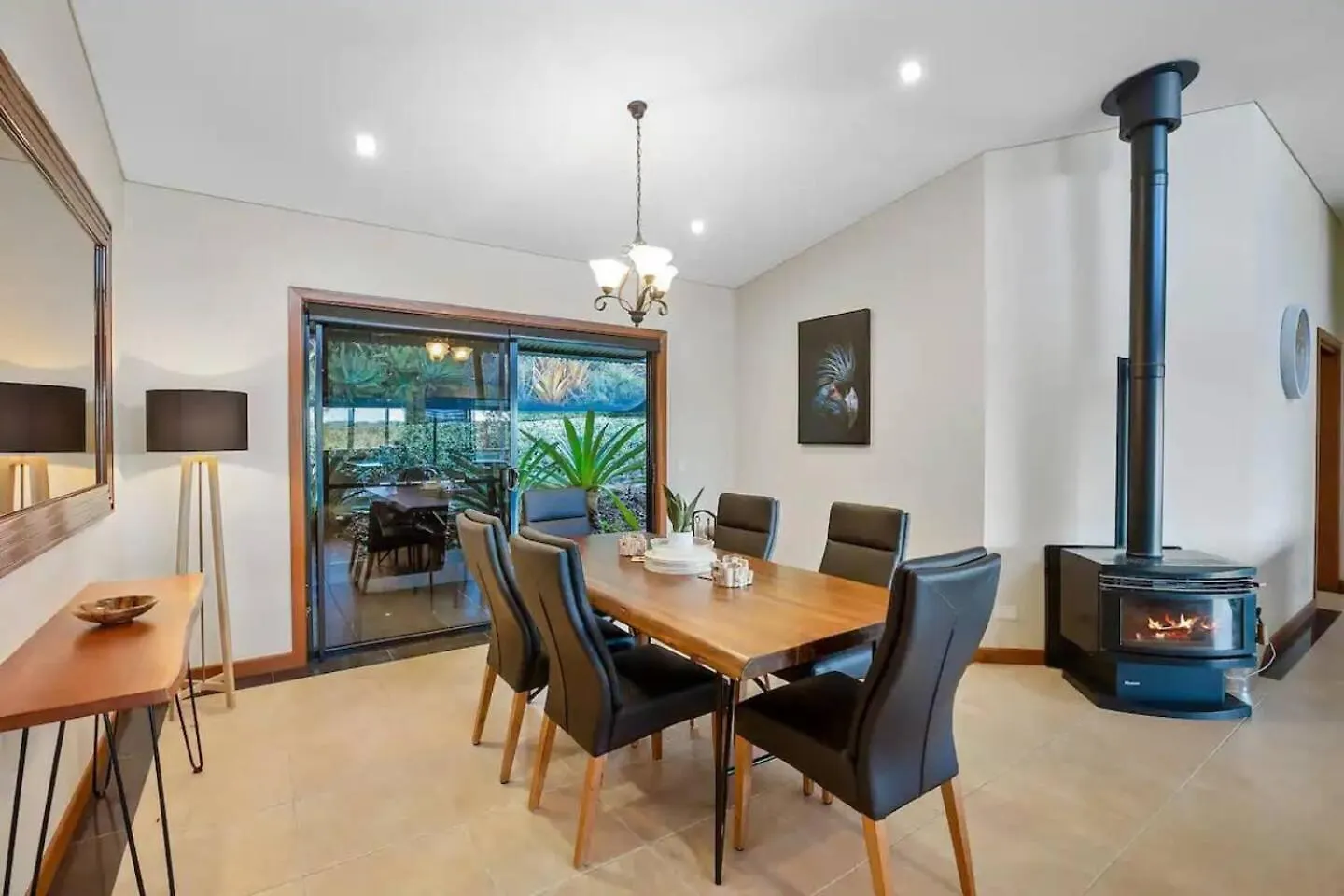 Σπίτι διακοπών Winter Is Here! Enjoy Exclusive Access For 9, Cozy Media Room, Acreage Estate In Magical Sunshine Coast Mooloolah Αυστραλία