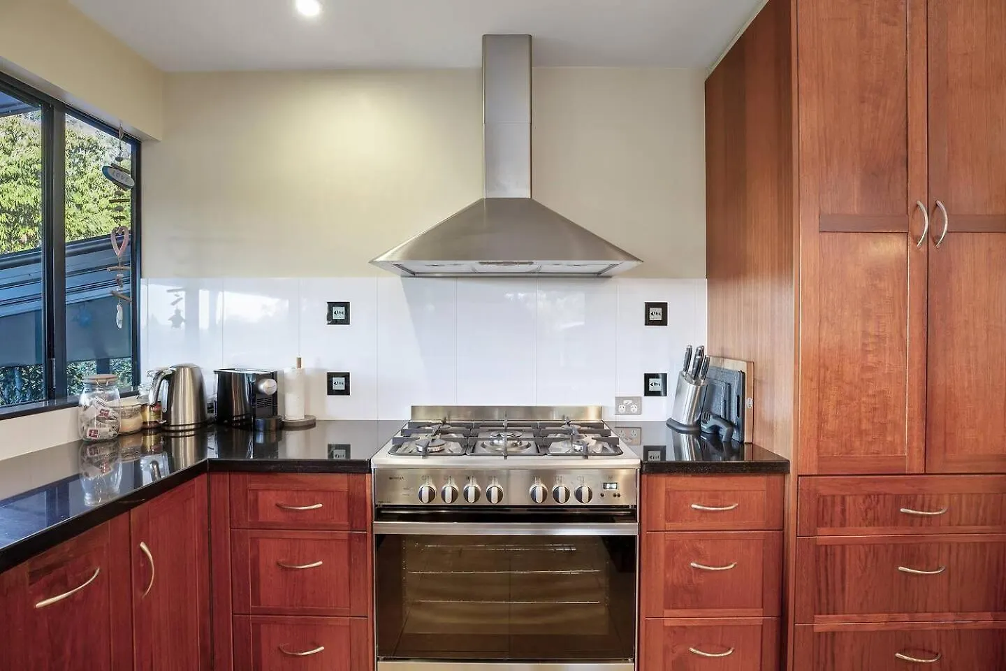 Σπίτι διακοπών Winter Is Here! Enjoy Exclusive Access For 9, Cozy Media Room, Acreage Estate In Magical Sunshine Coast Mooloolah